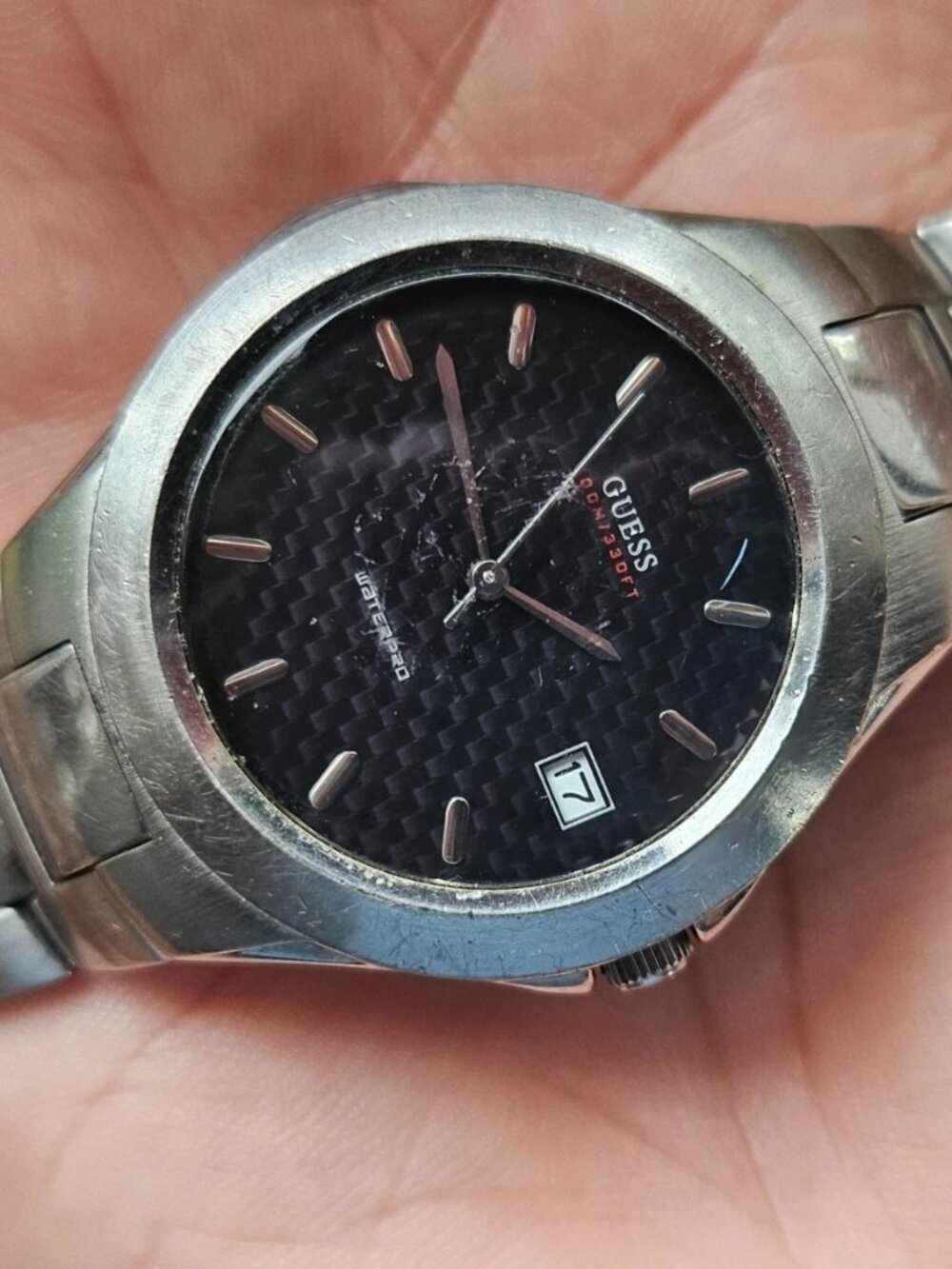 Vintage Guess Waterpro Men Wristwatch Date Calendar Analog Quartz Wrist Watch